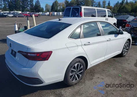 2024 Volkswagen Jetta 1.5T S z USA, uszkodzony, nr VIN 3VW5M7BU9RM086547